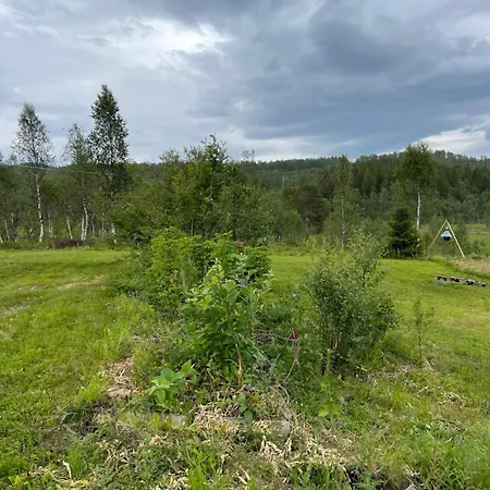Villa Brygghaugen, Midt Pa *