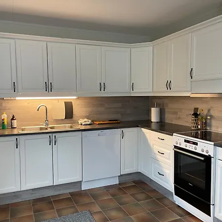 Brygghaugen, Middle Of Willa Senja